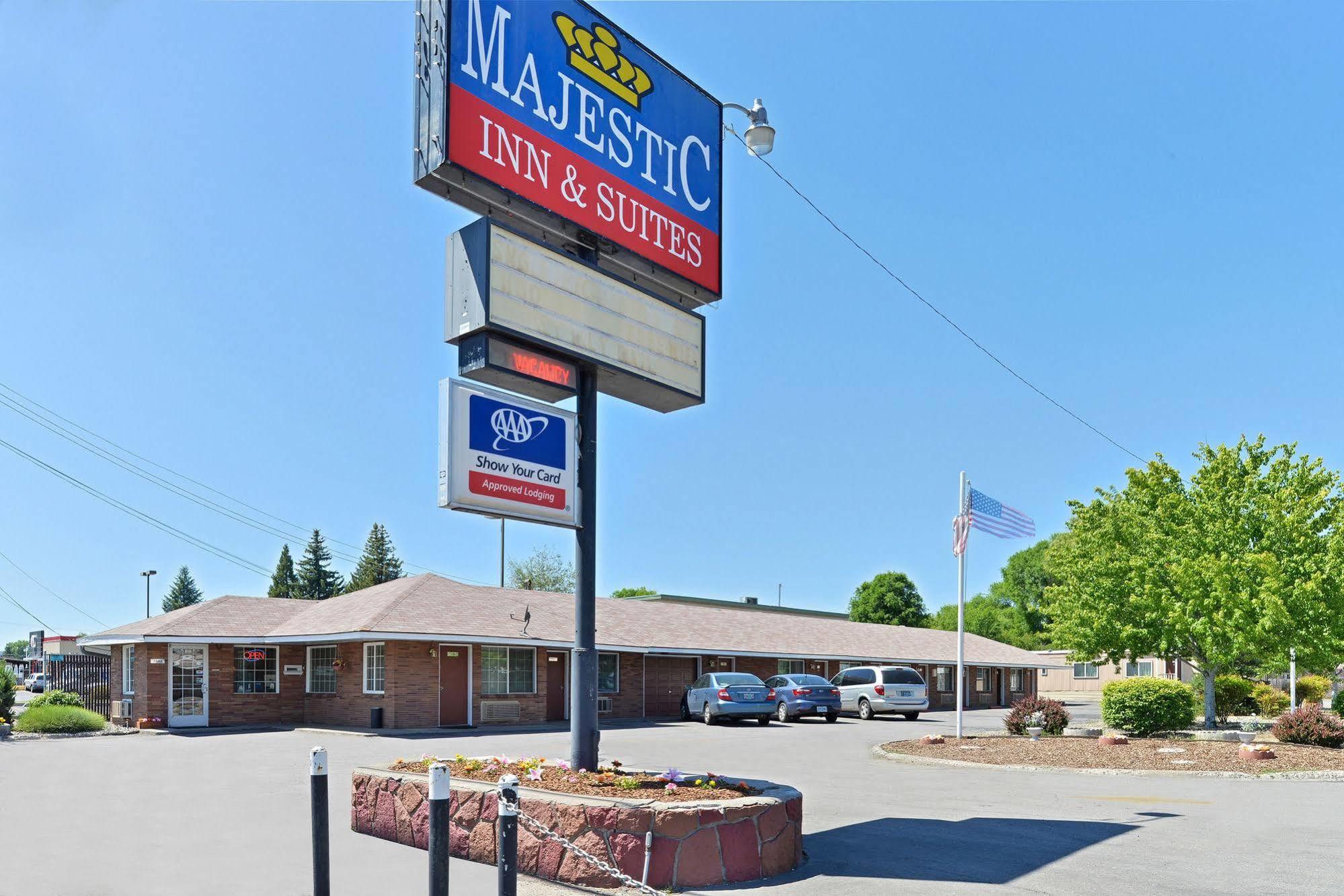 Majestic Inn & Suites Klamath Falls Ngoại thất bức ảnh
